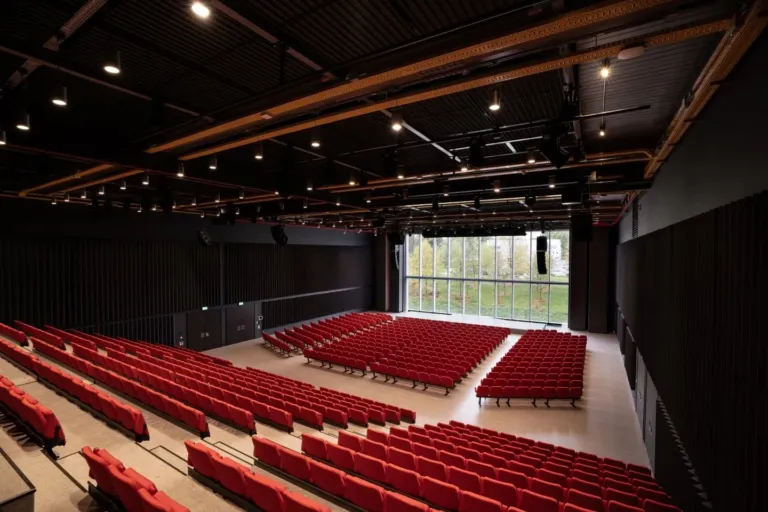 Auditorium, salle de conférence, agence événementielle Moon