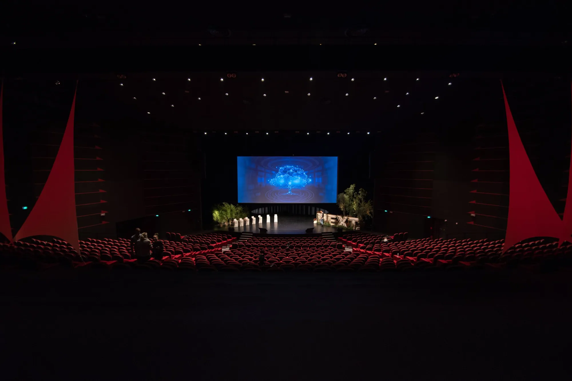 Convention d'entreprise en grande salle, agence événementielle Moon