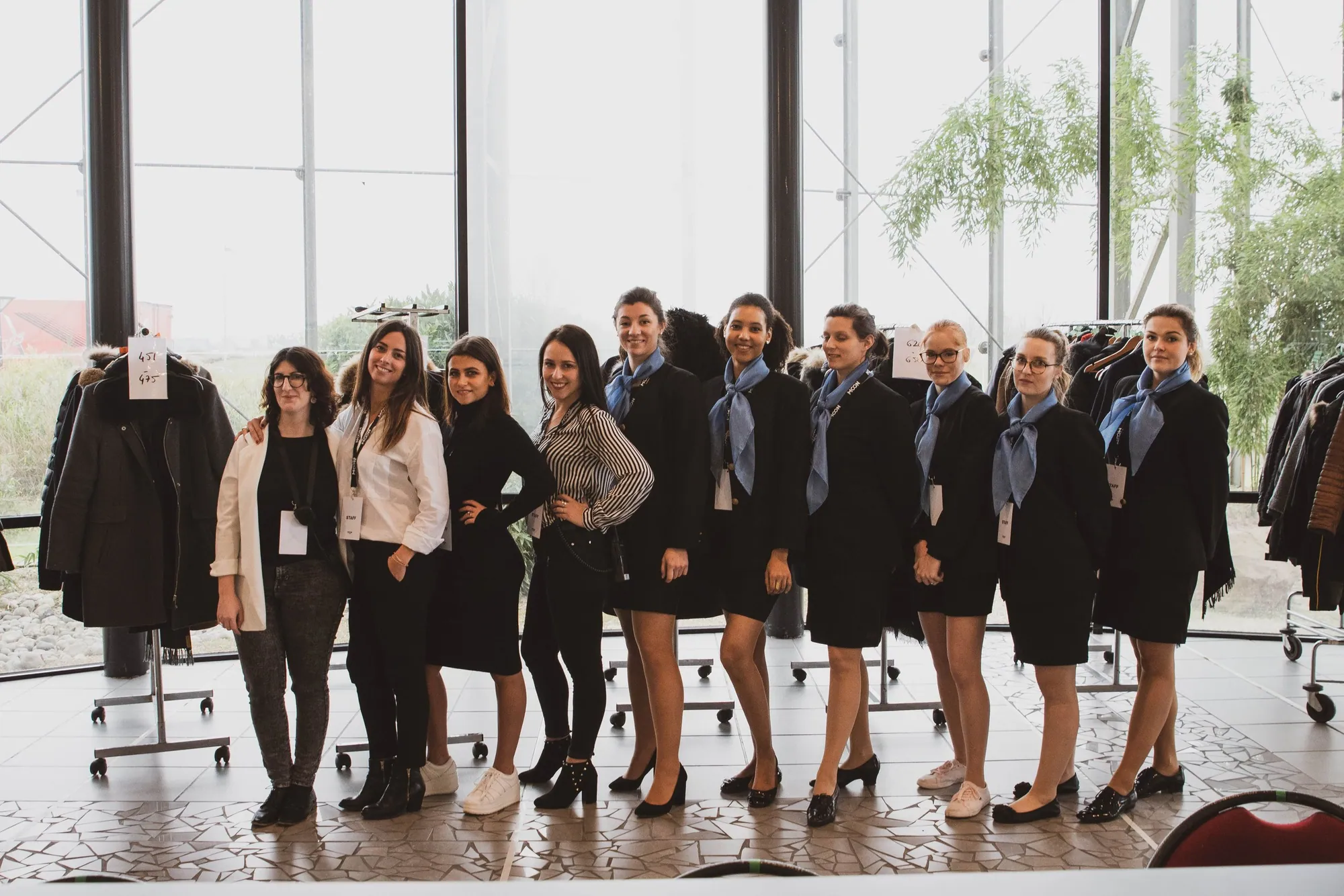 Hôtesses d'accueil, staff événementiel, agence événementielle Moon