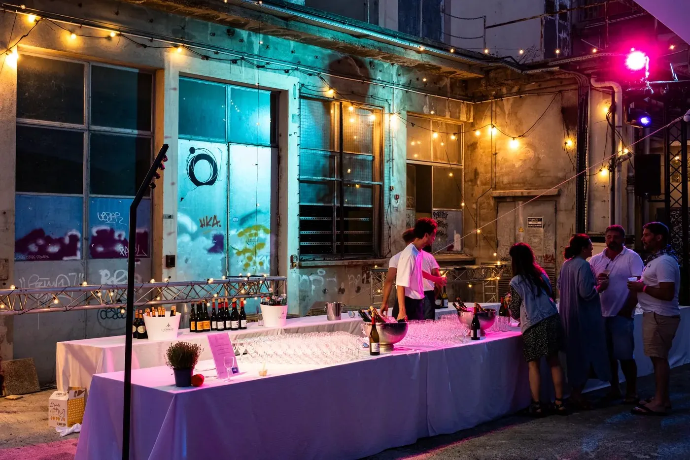 Lieu événementiel, terrasse et bar, agence événementielle Moon