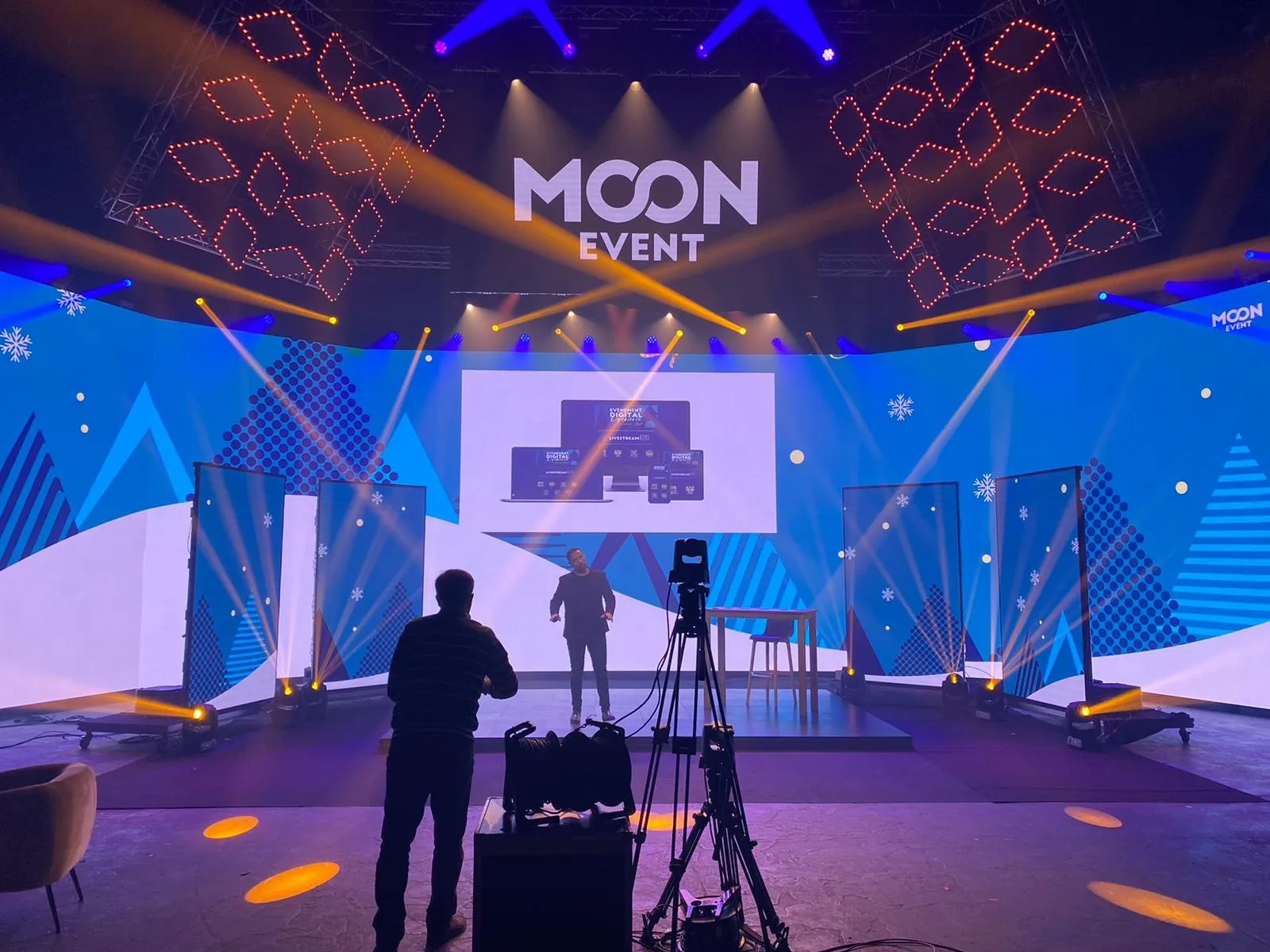 Plateau TV événement digital, écran LED, agence événementielle Moon