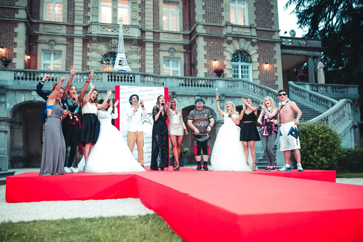 Remise de prix sur tapis rouge, agence événementielle Moon